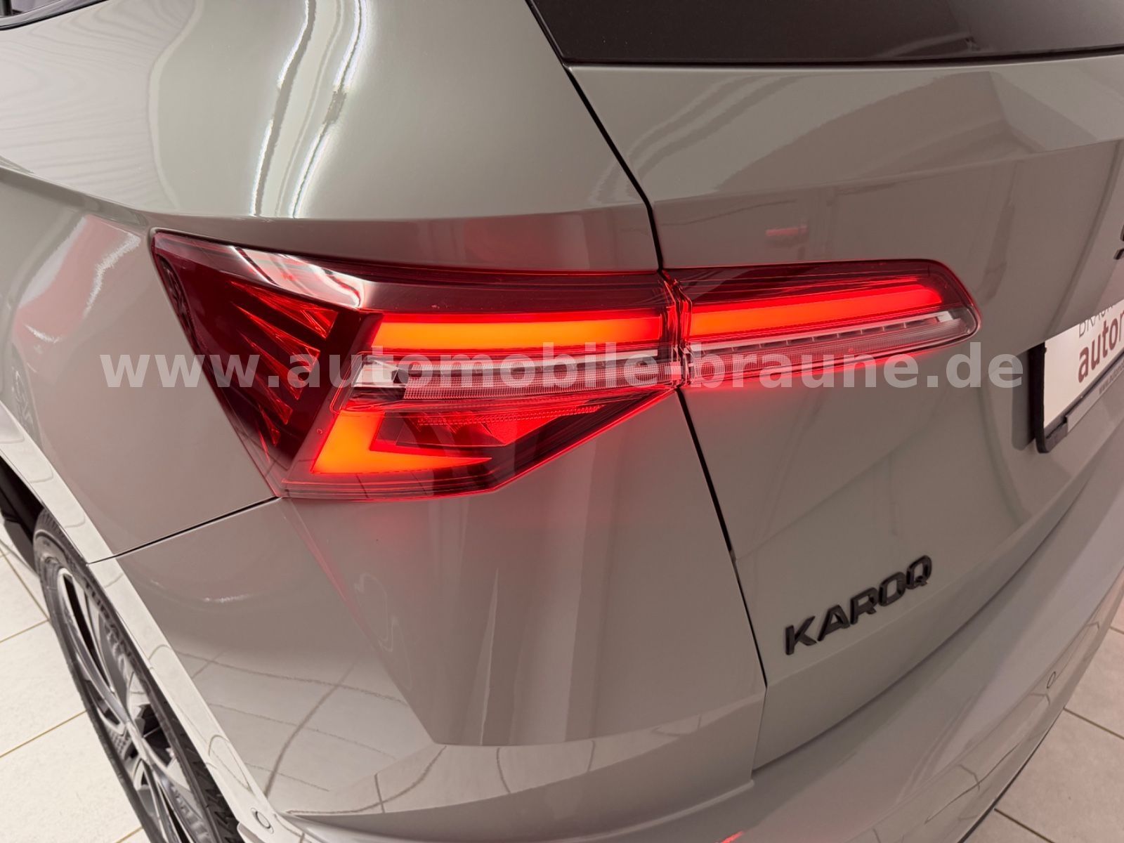 Skoda Karoq 1.5TSI DSG SPORT*PANO*SOUND*360*ASSIST*AHK
