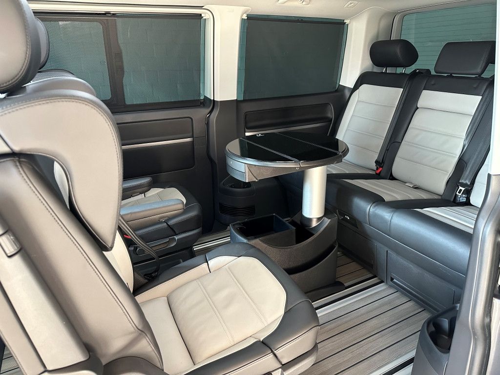 Volkswagen T6.1 Highline DSG 4MOTION - Samsaru's Car Outlet
