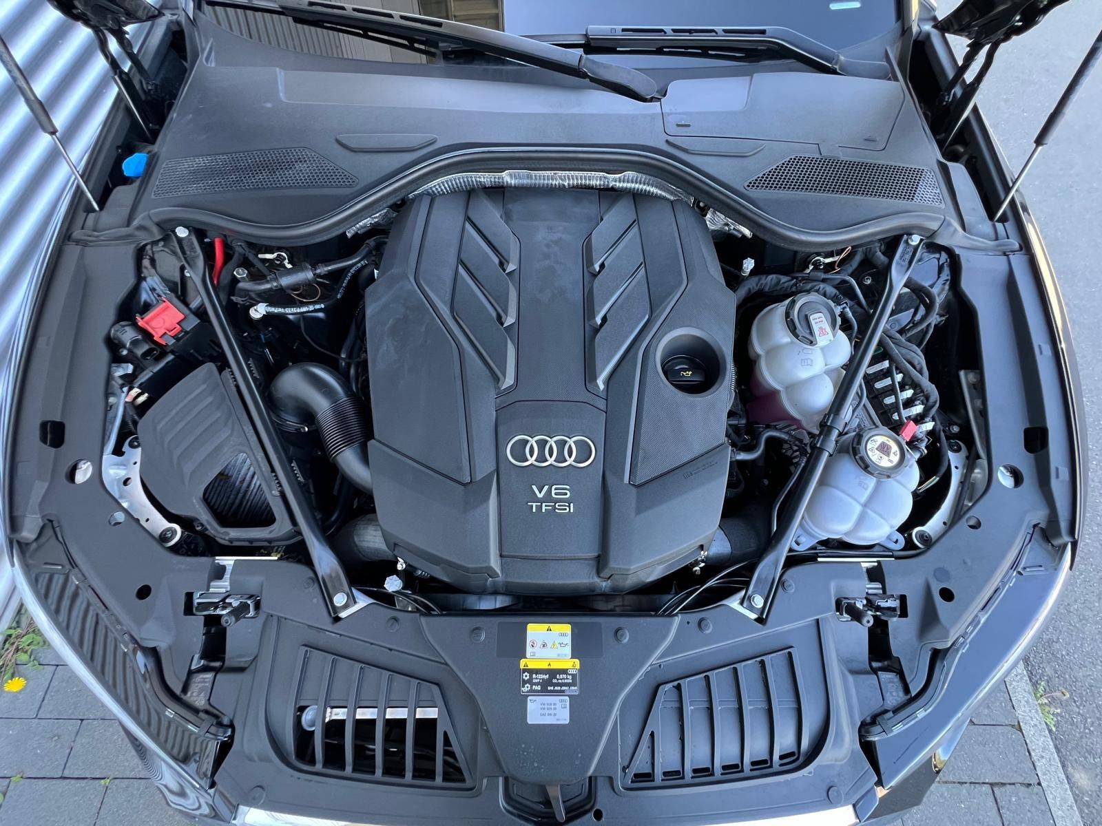 Audi A8 60 TFSIe QUATTRO Lang - Samsaru's Car Outlet
