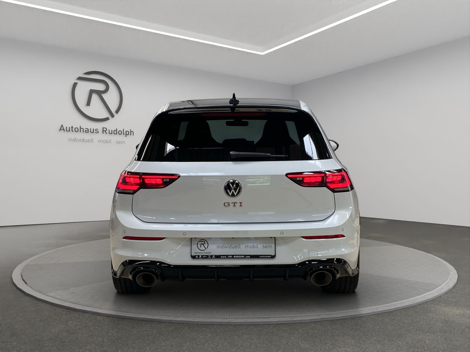 Volkswagen Golf VIII GTI Clubsport 2.0 TSI DSG / Navi LED