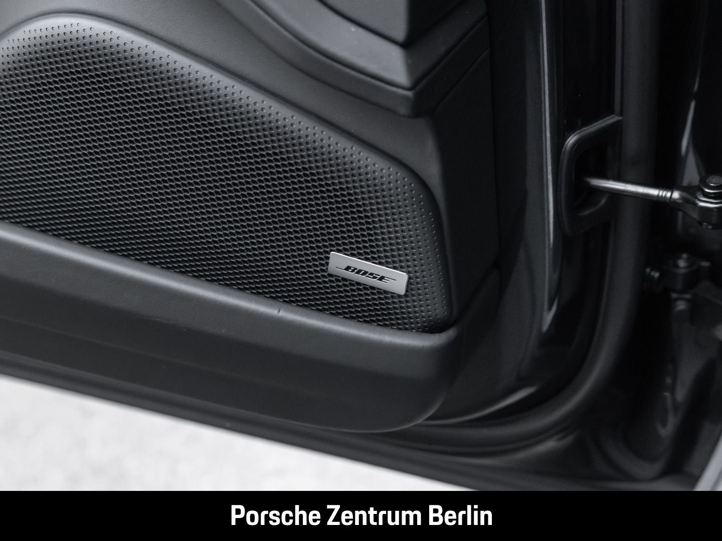 Porsche Panamera 4 E-Hybrid Head-Up InnoDrive Parklenkas