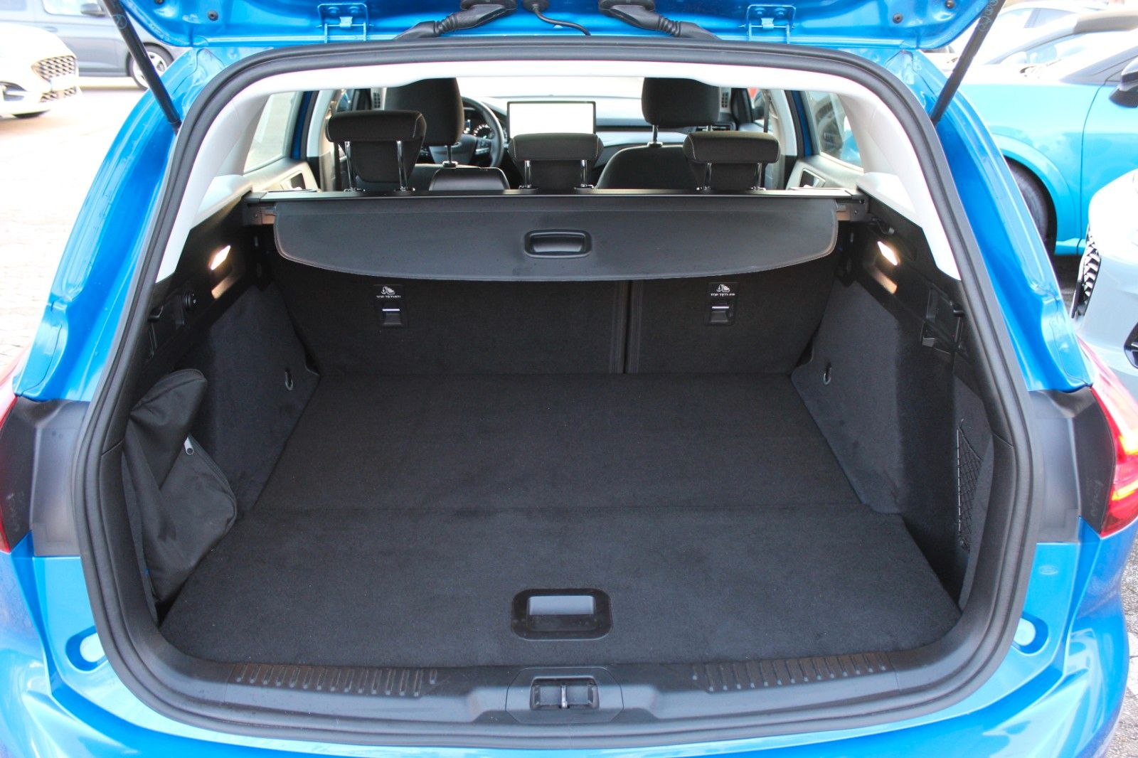 Ford Focus Titanium Turnier 1,0EcoBoost*Automatik*AHK