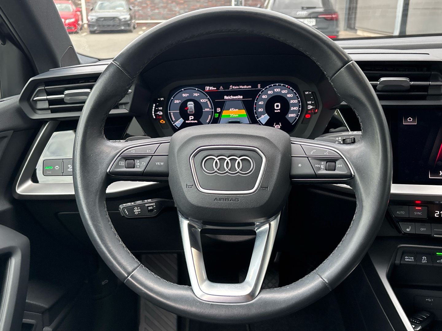 Audi A3 Sportback 40 TFSI e S line S tronic MMI LED