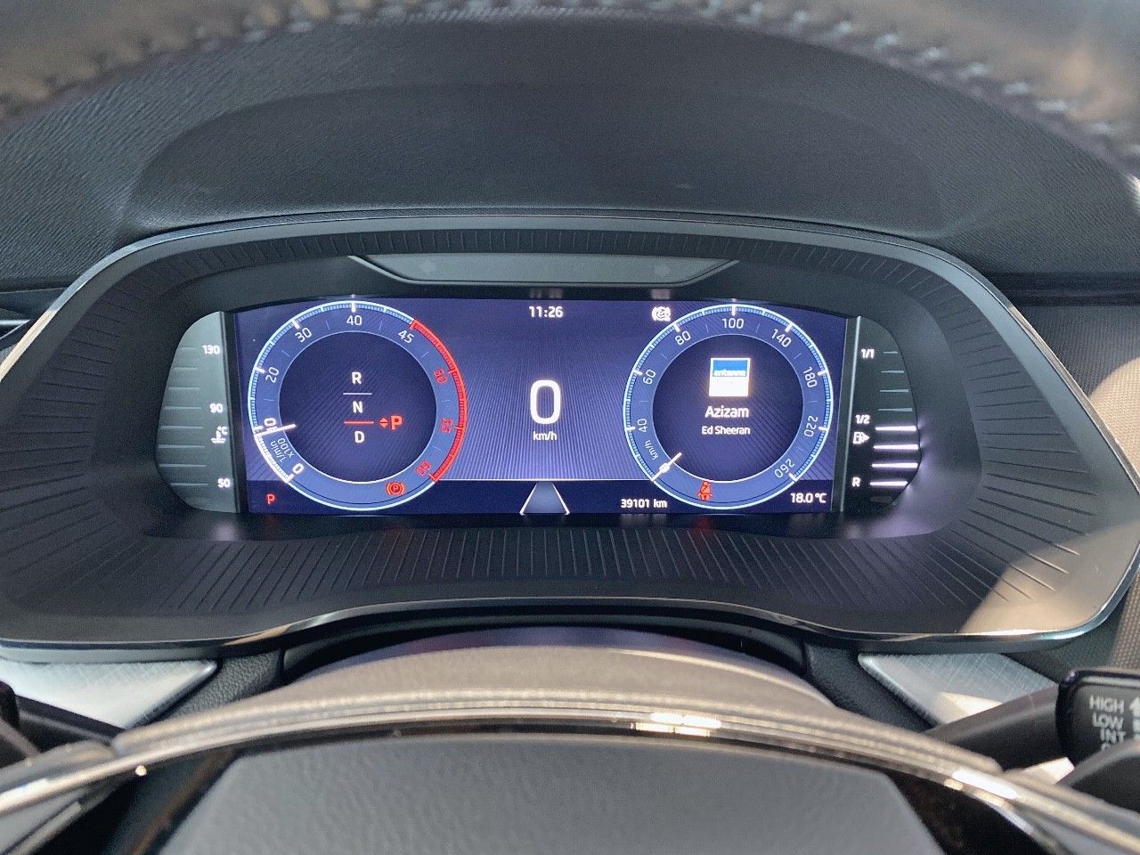 Skoda Octavia Combi Tour 2.0 TDI - Samsaru's Car Outlet