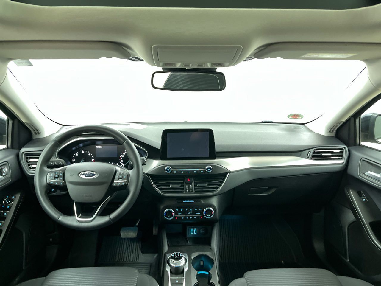 Ford Focus 2.0 EcoBlue Titanium - Samsaru's Car Outlet