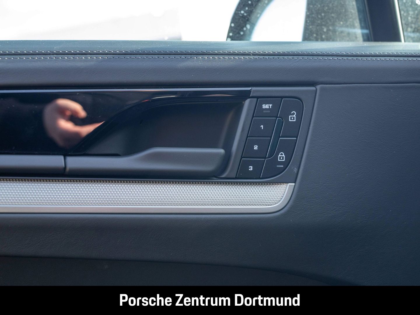 Porsche Cayenne InnoDrive Head-Up BOSE Sitzbelüftung