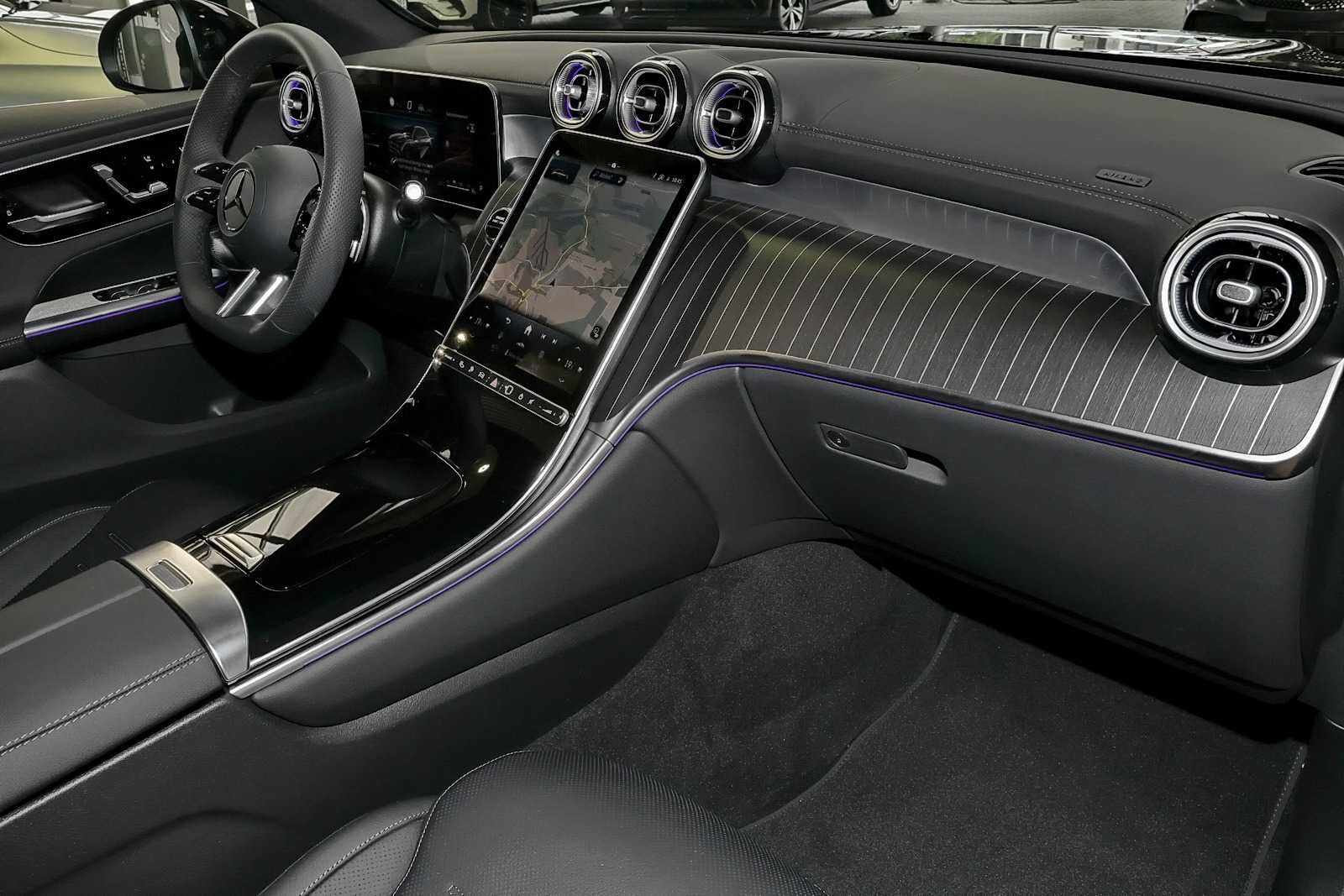 Mercedes-Benz GLC 300 de 4M AMG MBUX+360°+Pano+DIG-LED+Distro