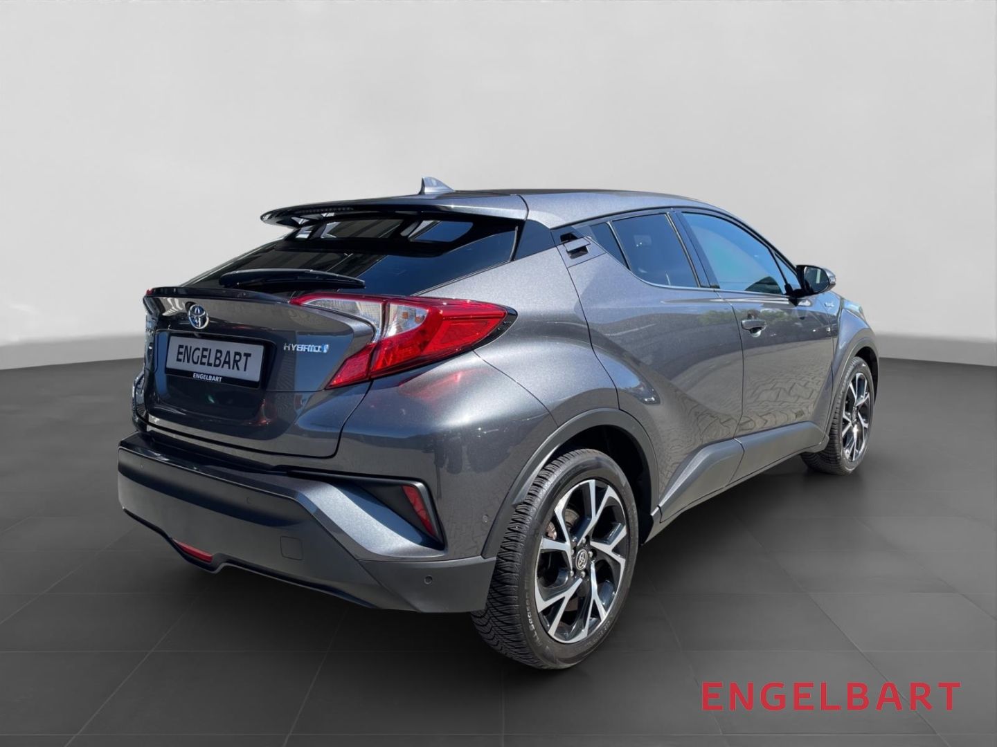 Toyota C-HR 1.8 Hybrid - Samsaru's Car Outlet