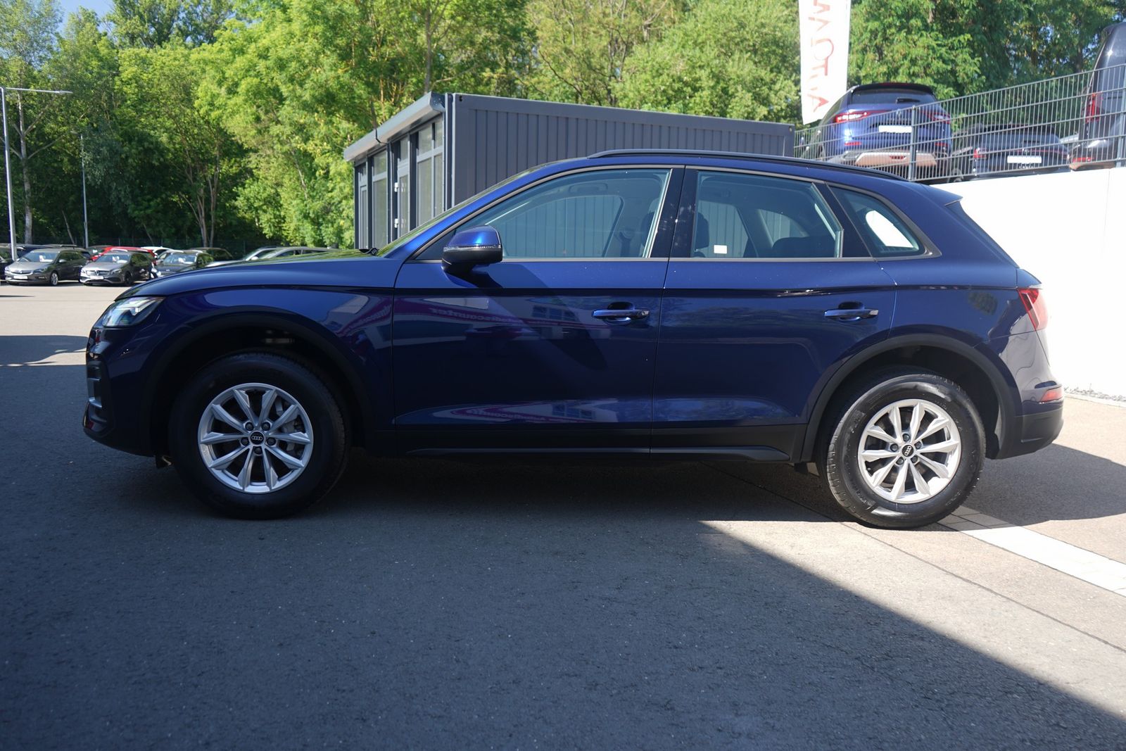 Audi Q5 40 2.0 TDI quattro - Samsaru's Car Outlet