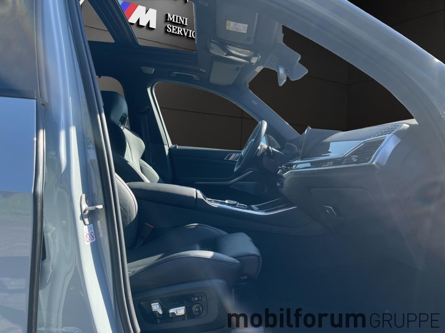 BMW X5 xDrive30d M-Sport Massage B&W Luft Sky Lounge