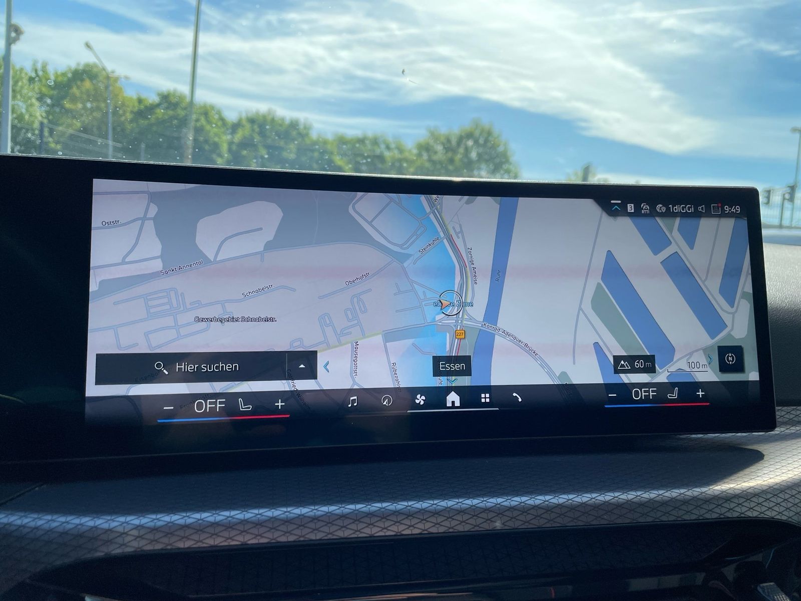 BMW 330e xDrive Tour M Sport || AHK Pano ACC 360 H&K