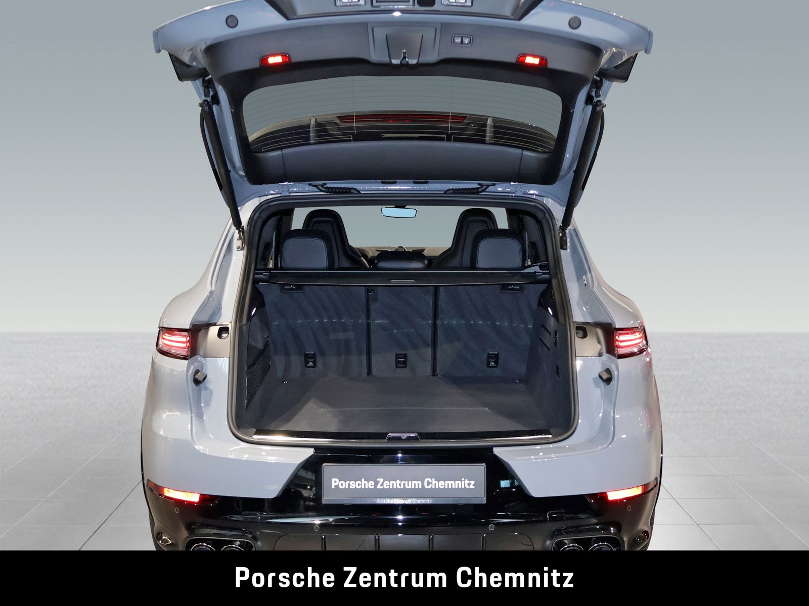 Porsche Cayenne GTS HA-Lenkung;Chrono;Head-Up;Pano