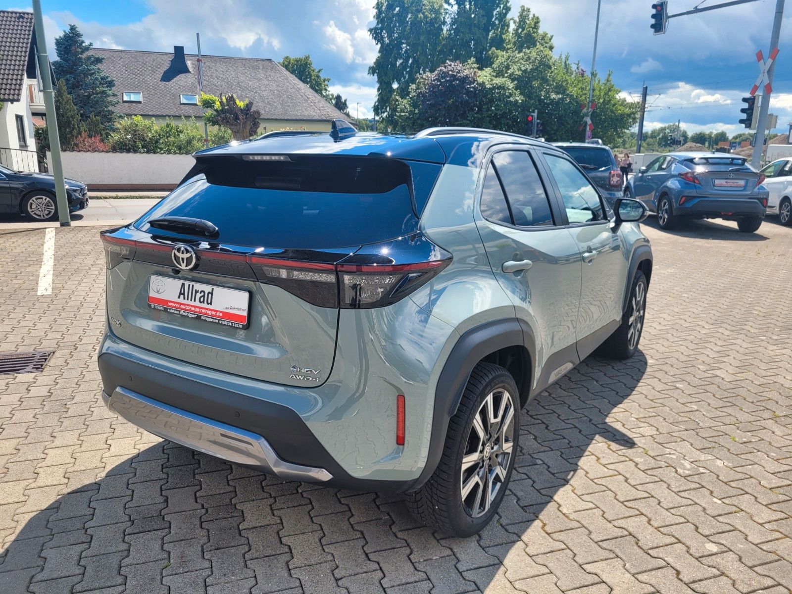 Toyota Yaris Cross Hybrid 4x4 Premiere Edt.*Vollausst.*