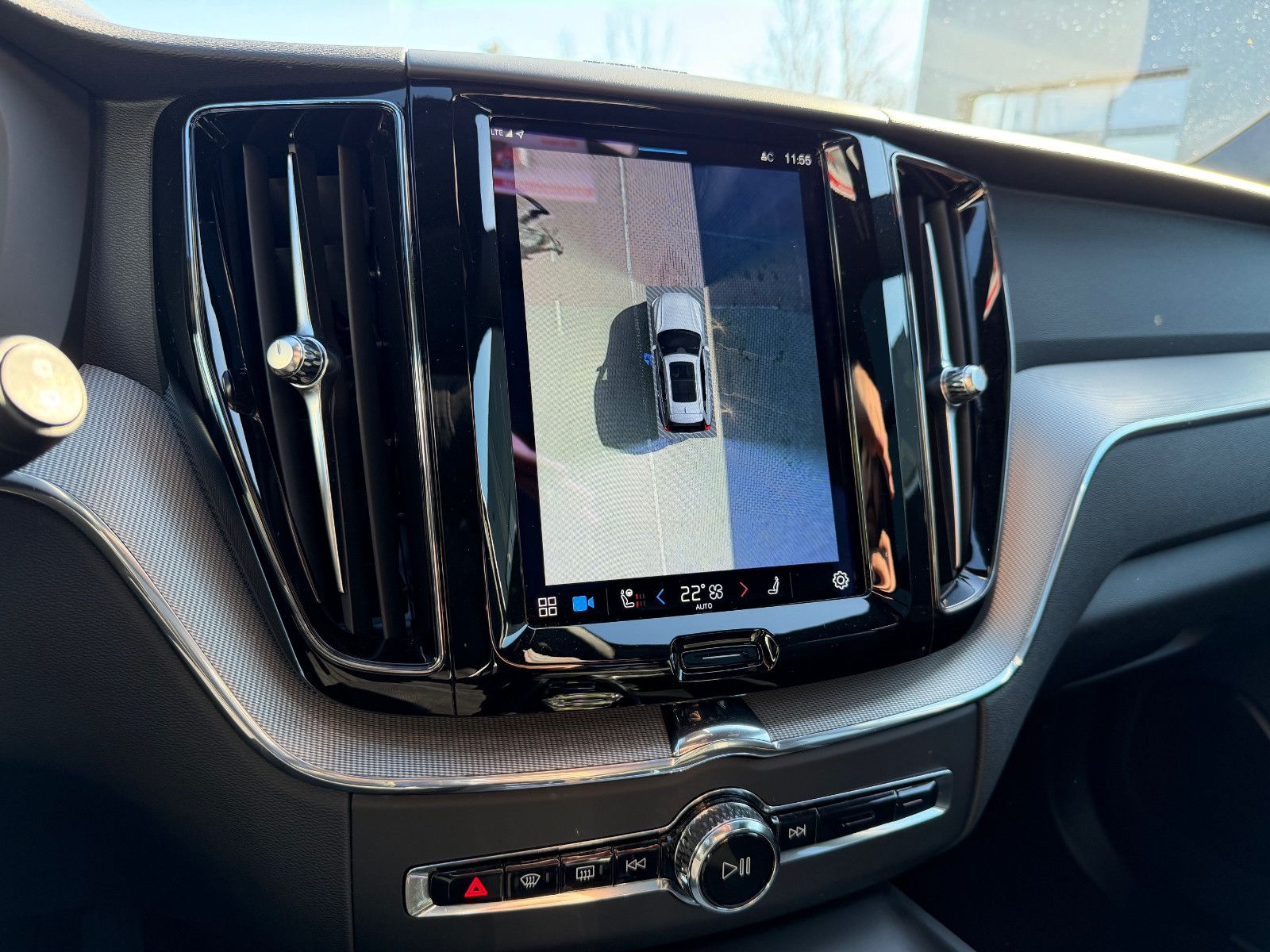 Volvo XC60 B4 B Plus Dark*H&K*360°*PANO*AHK*STHZG*