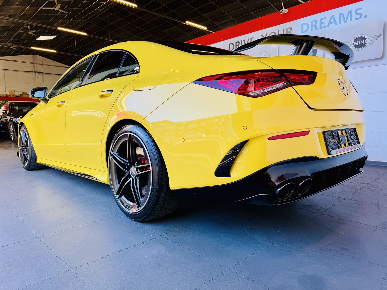 Mercedes-Benz CLA 45 AMG - Samsaru's Car Outlet