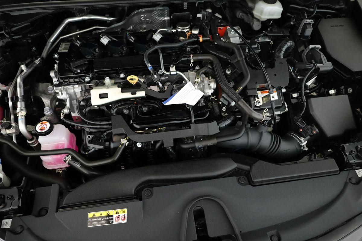 Toyota Corolla Touring Sports 2.0 CVT Team D Navi Kam
