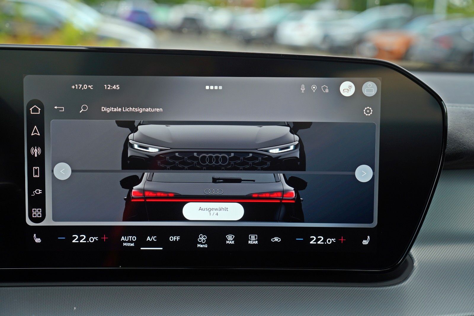 Audi Q3 SUV e-hybrid AHK S-LINE PANO TECH PRO MATRIX