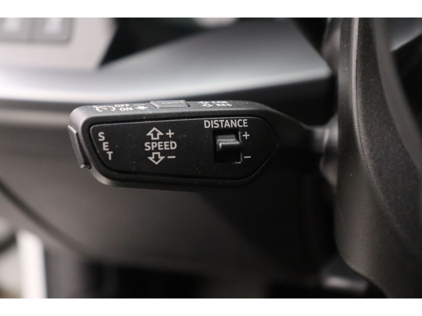 Audi A3 30TFSI Sb S-tronic+LED+VIRTUAL+CARPLAY+TEMPO