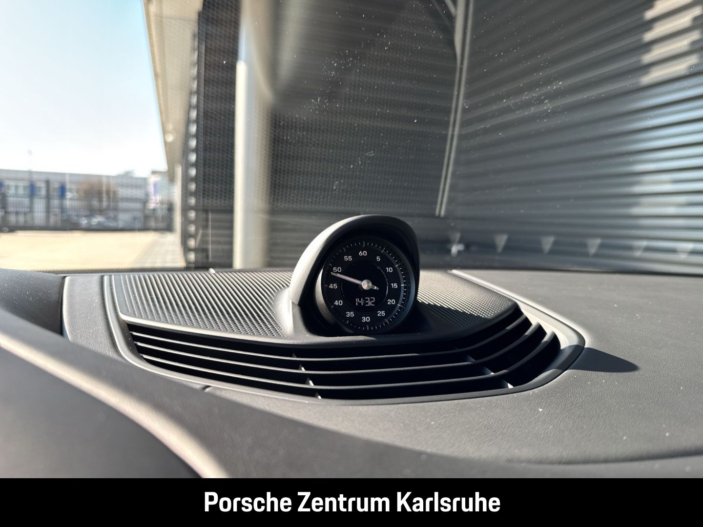 Porsche Taycan GTS BOSE InnoDrive Rückfahrkamera LED