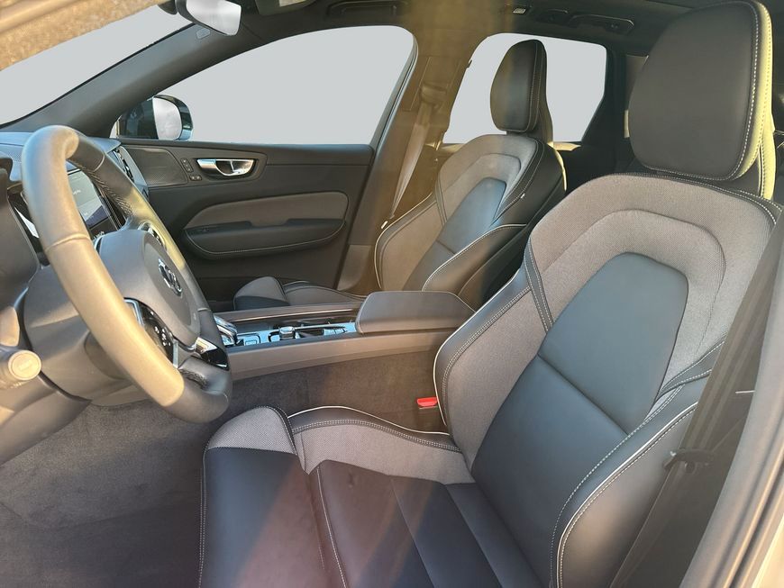 Volvo XC60 T6 AWD Plug-in Hybrid Plus Dark