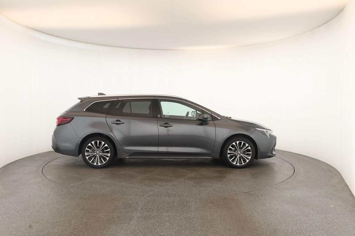 Toyota Corolla Touring Sports 1.8 CVT Team D Navi Kam