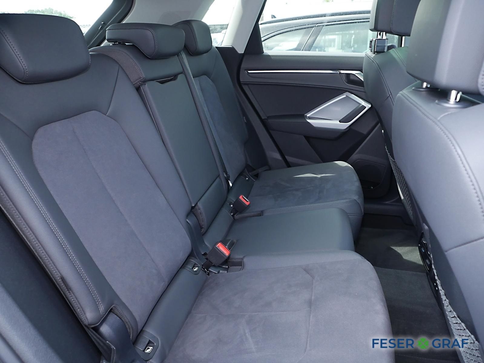 Audi Q3 40 TDI quattro - Samsaru's Car Outlet