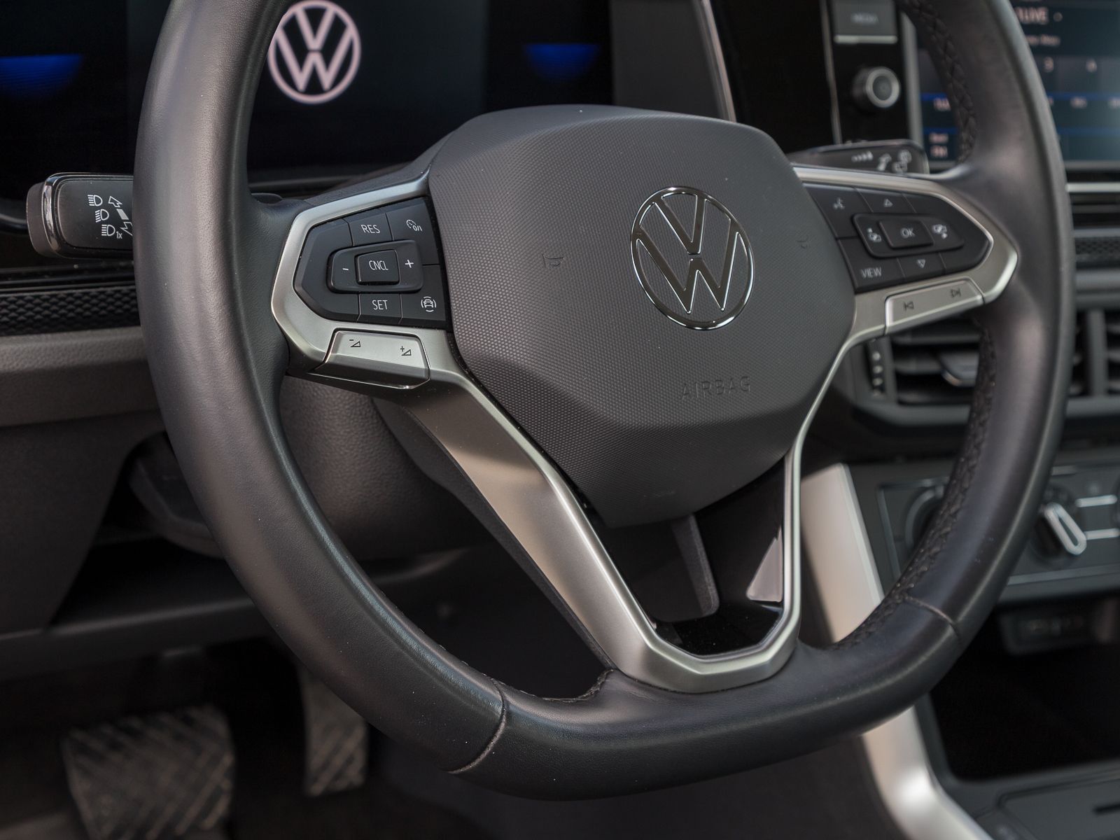 Volkswagen Taigo 1.0 TSI DSG LIFE - Samsaru's Car Outlet
