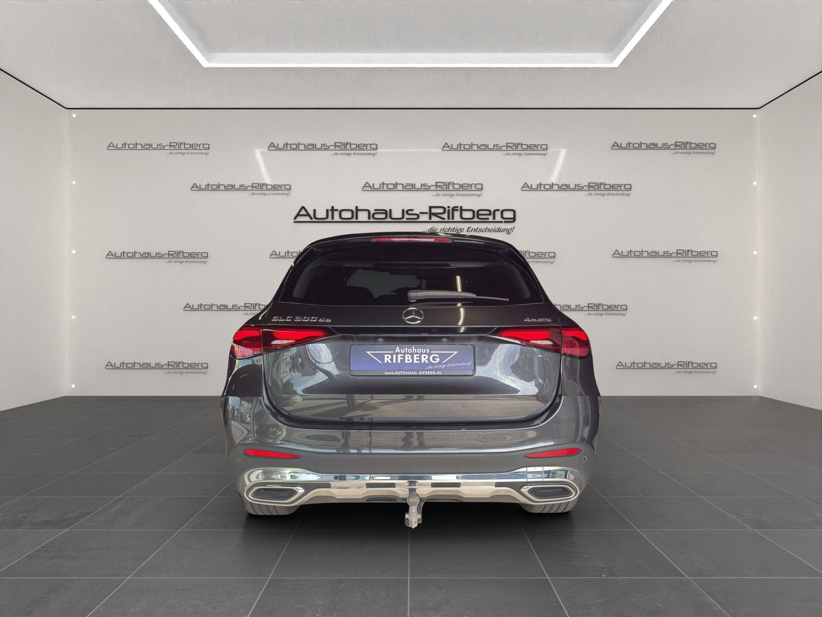 Mercedes-Benz GLC 300 de 4Matic AMG - Samsaru's Car Outlet