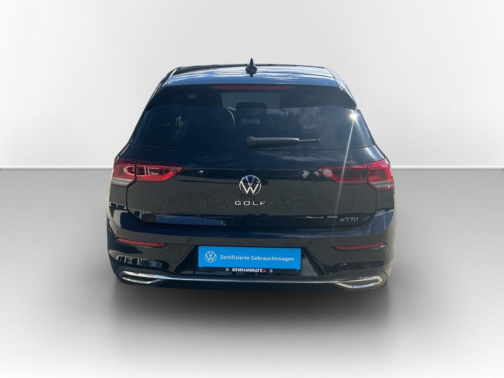 Volkswagen Golf VIII 1.5 eTSI DSG Style - Samsaru's Car Outlet