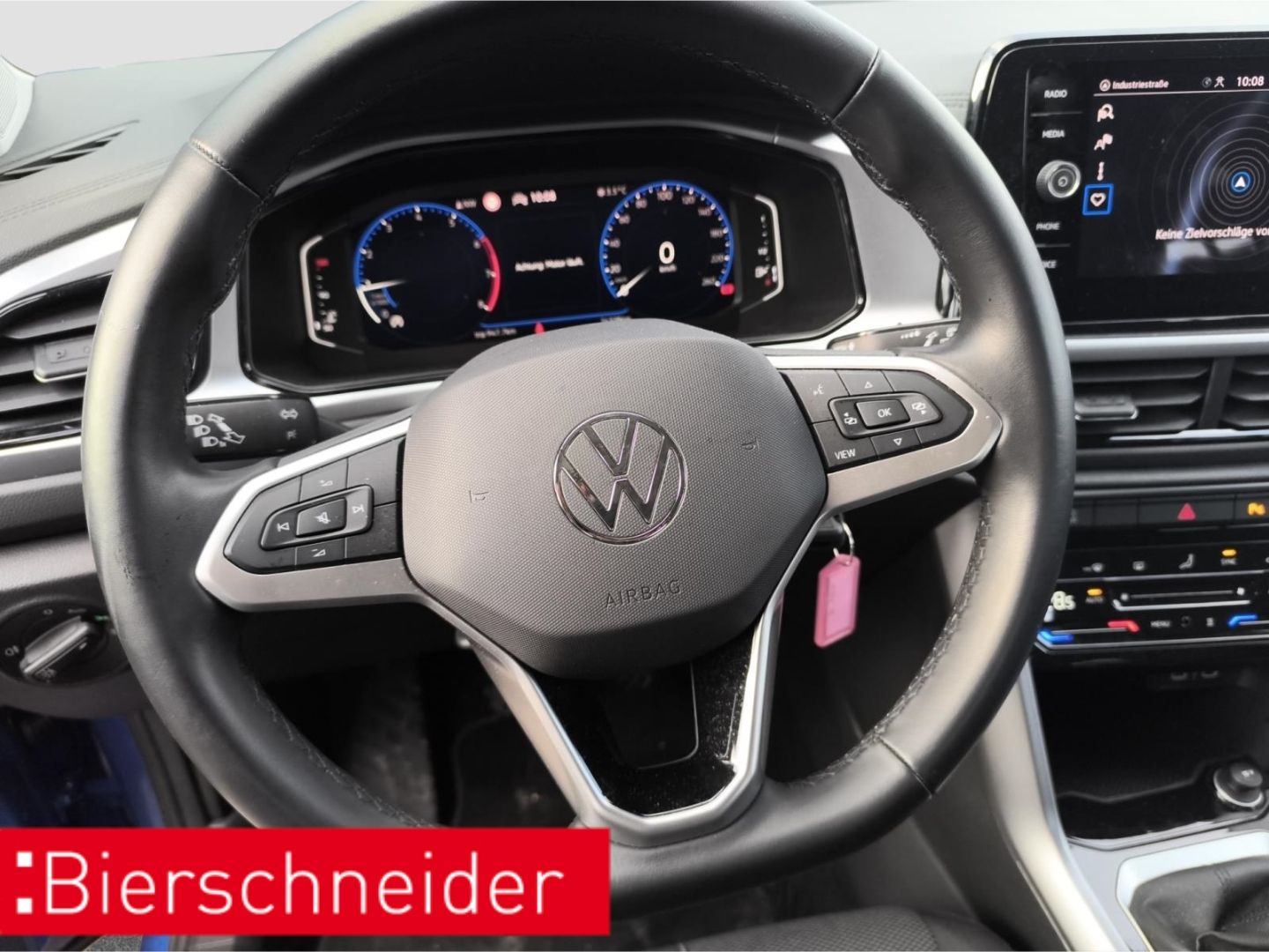 Volkswagen T-Roc 1.0 TSI - Samsaru's Car Outlet