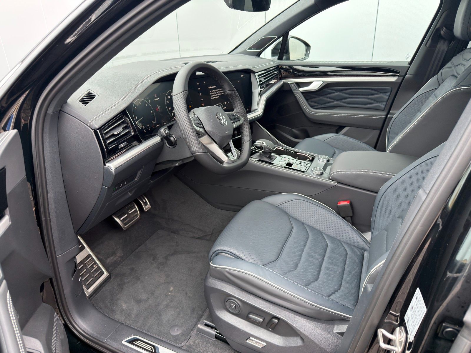 Volkswagen Touareg 3.0 TDI 4Motio R-Line/FINAL EDITION/VOLL
