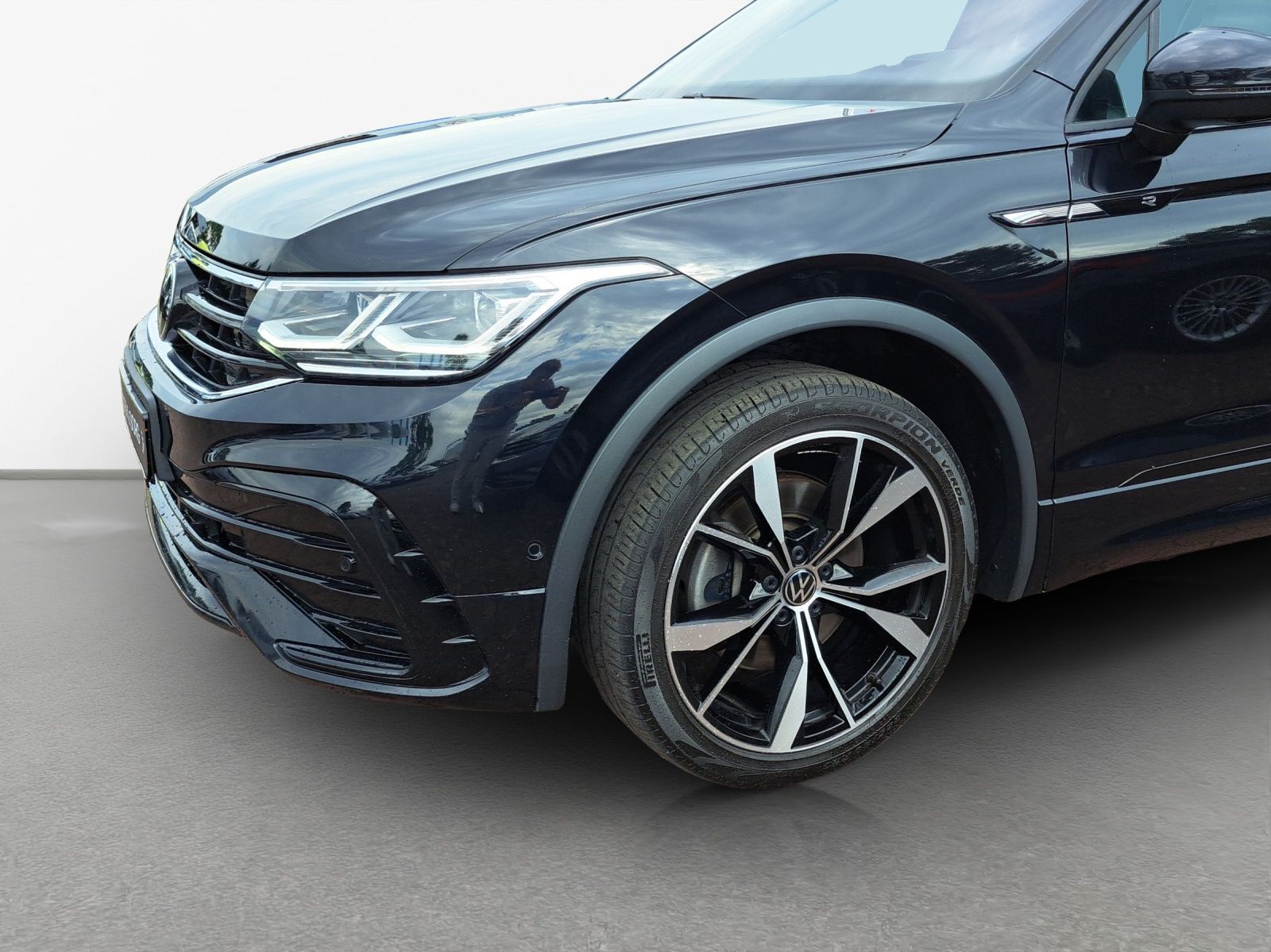 Volkswagen Tiguan Allspace 2.0 TDI R-Line 4M*Matrix*H&K*HuD