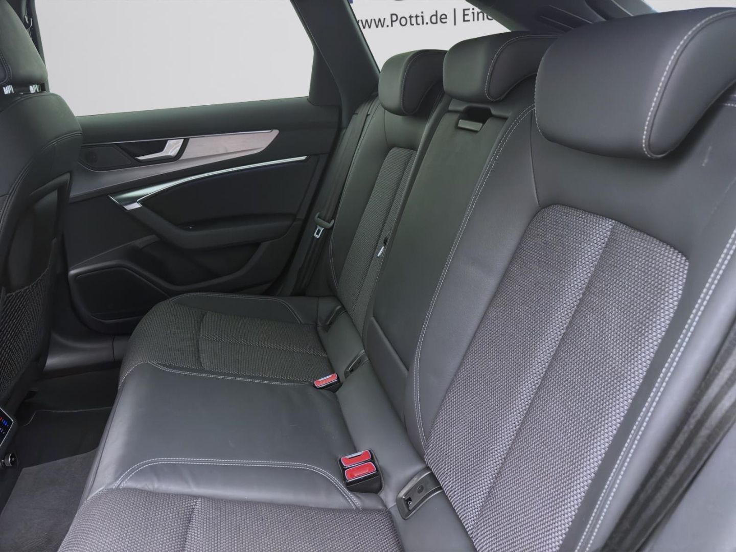 Audi A6 Avant 45 TFSi Q S LINE - Samsaru's Car Outlet