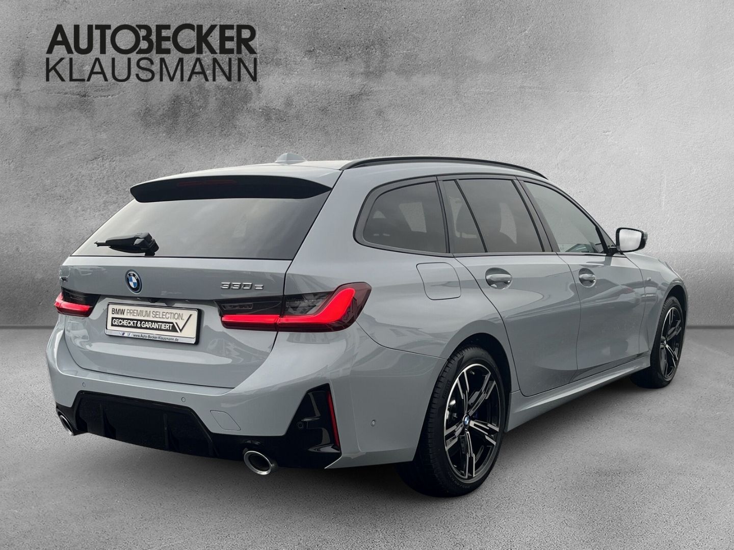 BMW 330 e xDRIVE TOURING M SPORT 18''LC PROF PANO AH
