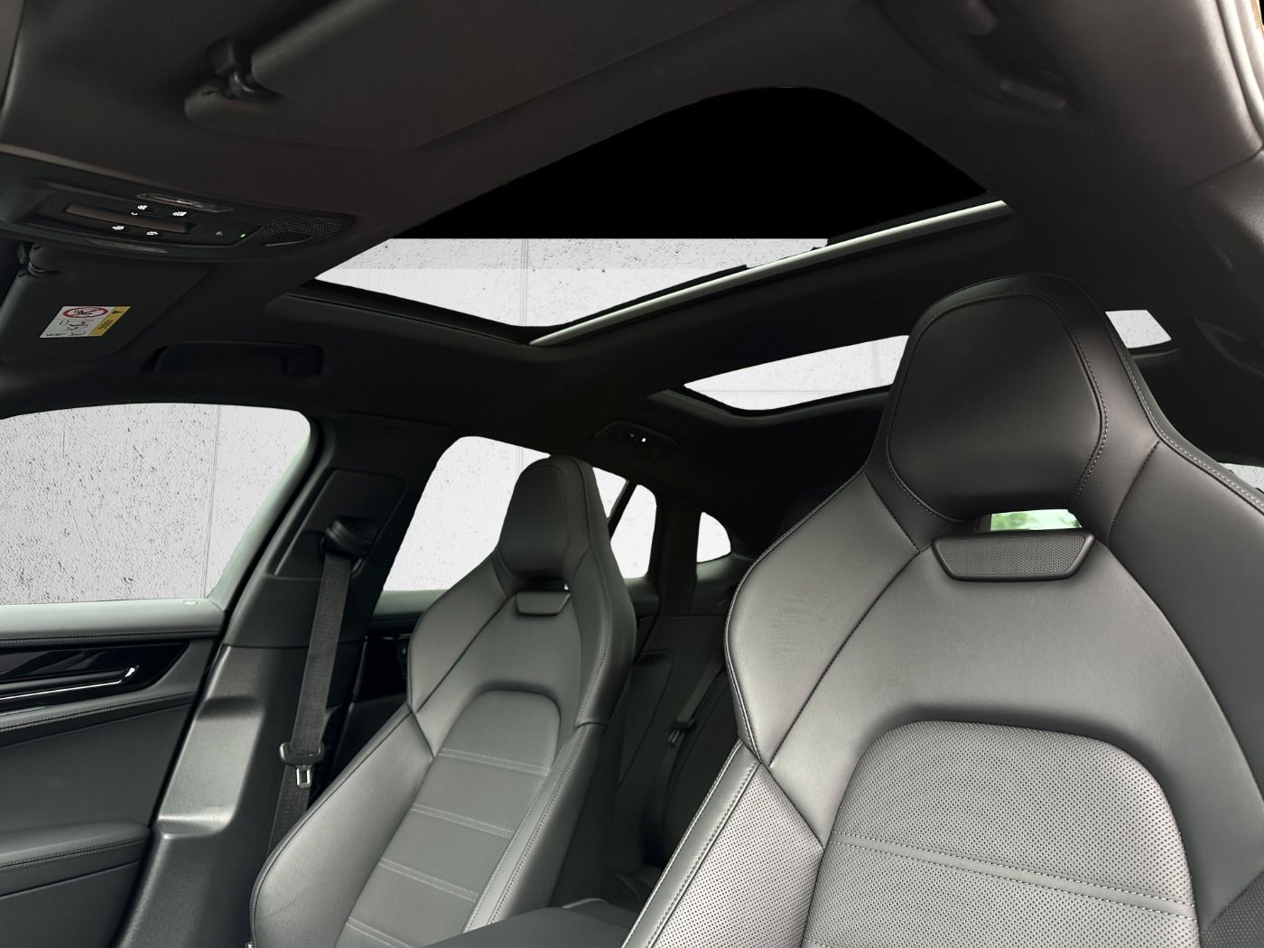 Porsche Panamera 4S E-Hybrid PANO 360° Soft-Close