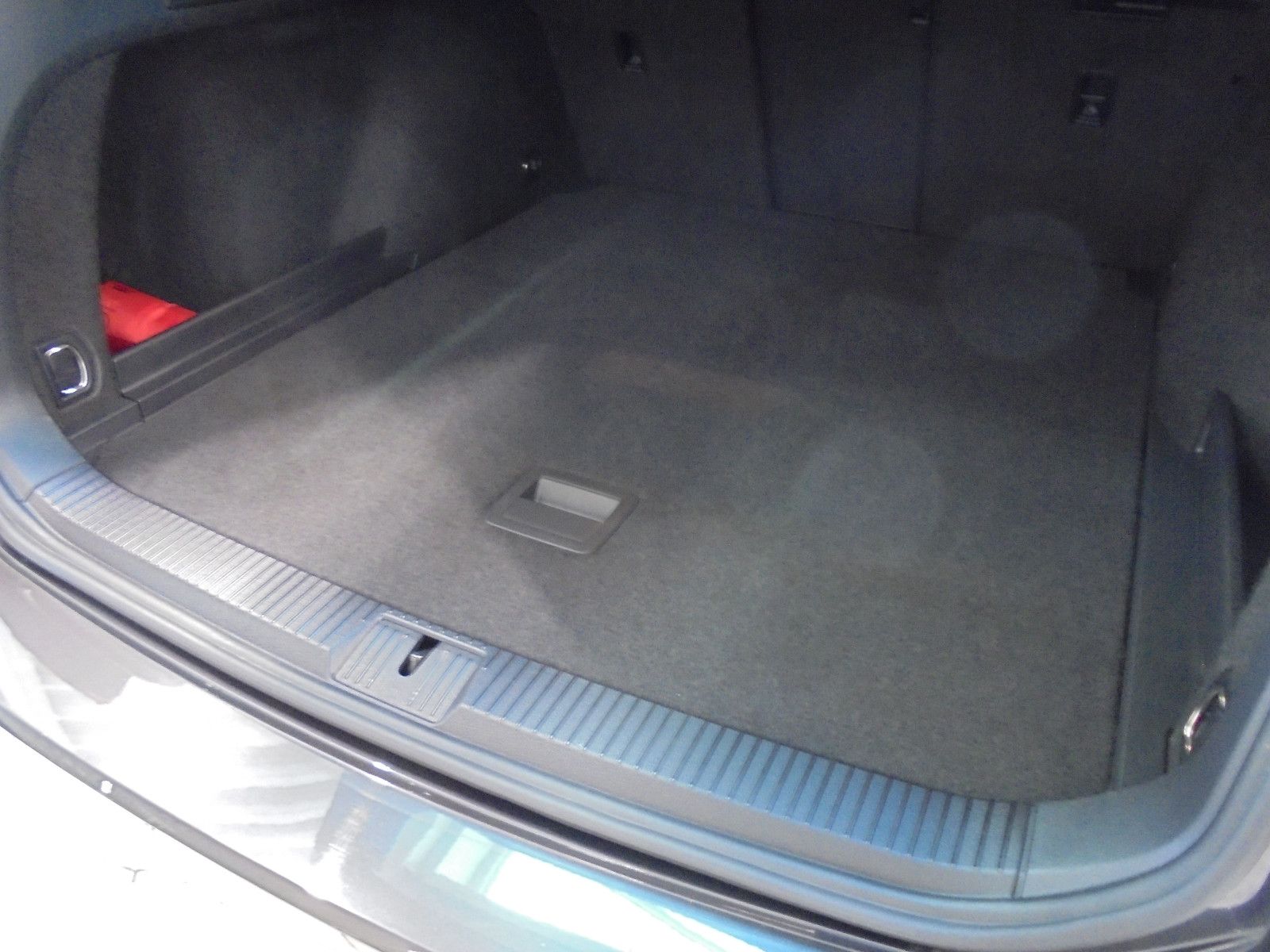 Volkswagen Passat Var Elegance/DSG/RLineEx/Pano/NaviPro/AHK