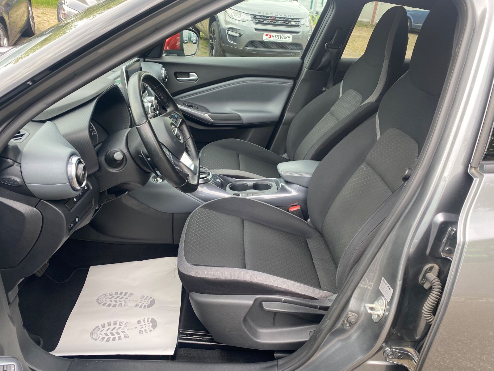 Nissan Juke N-Connecta - Samsaru's Car Outlet