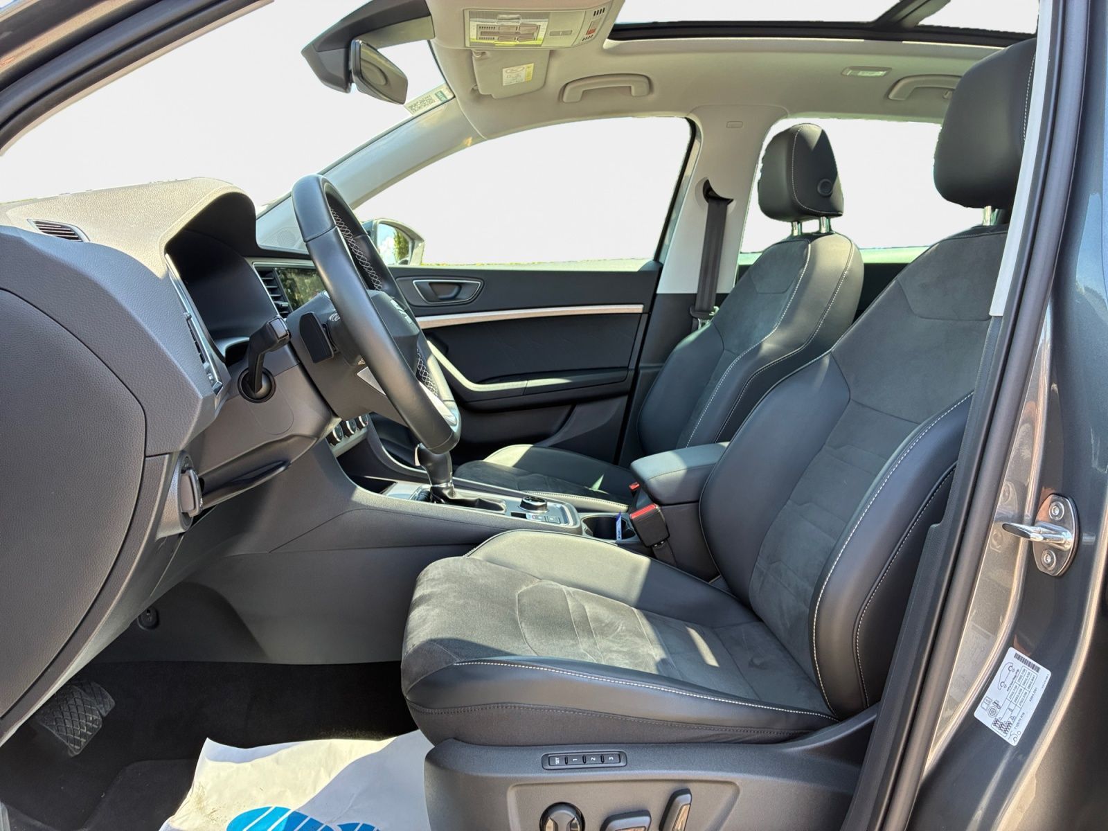 Seat Ateca 1.5 TSI DSG Xperience Navi AHK Panoramadac