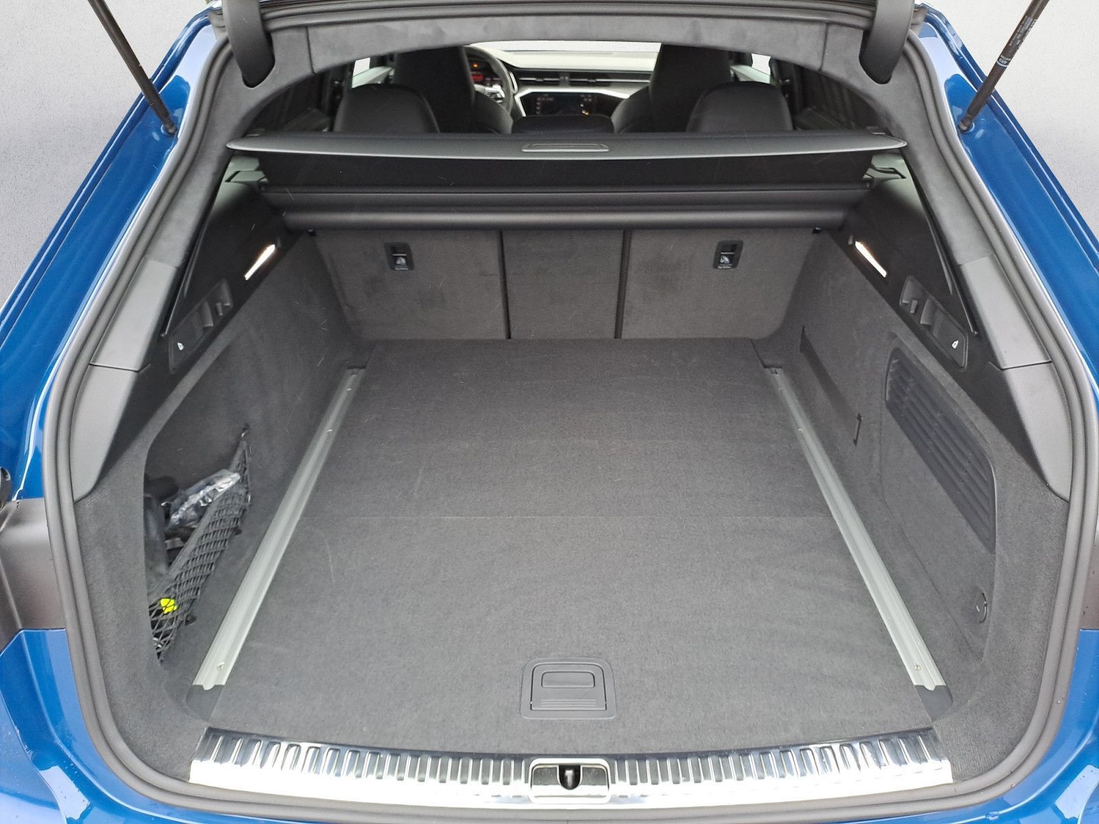 Audi RS 6 Avant performance 463(630) kW( *630PS*