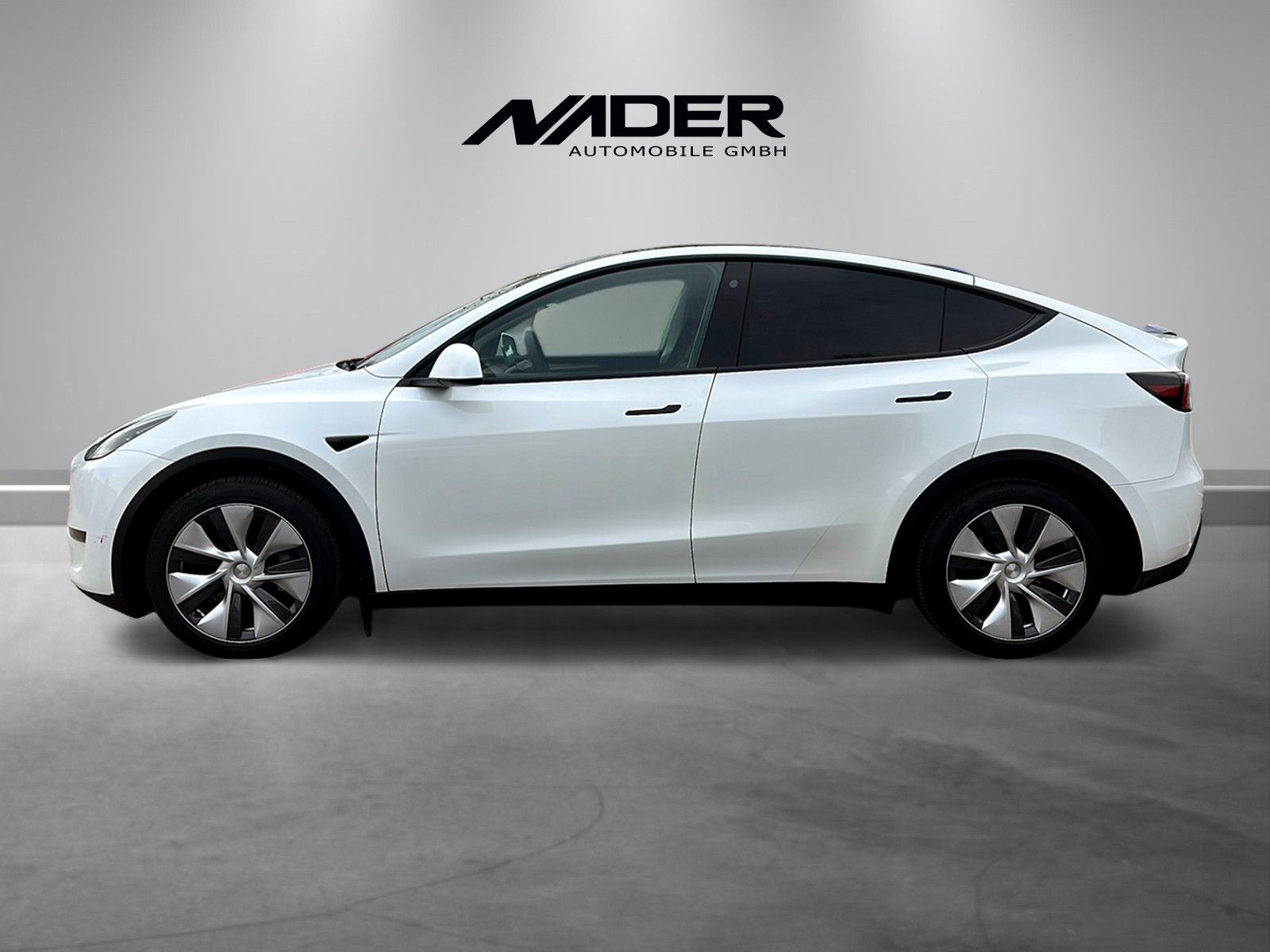 Tesla Model Y Long Range AWD | Autopilot | Pano | AHK