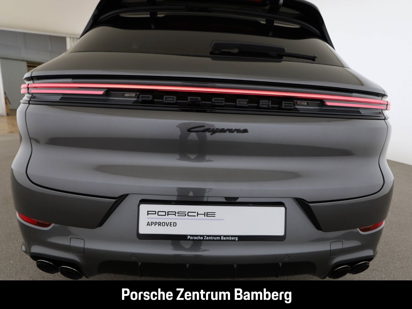 Porsche Cayenne E-Hybrid/ Inno-Drive/ Burmester/ Sport D