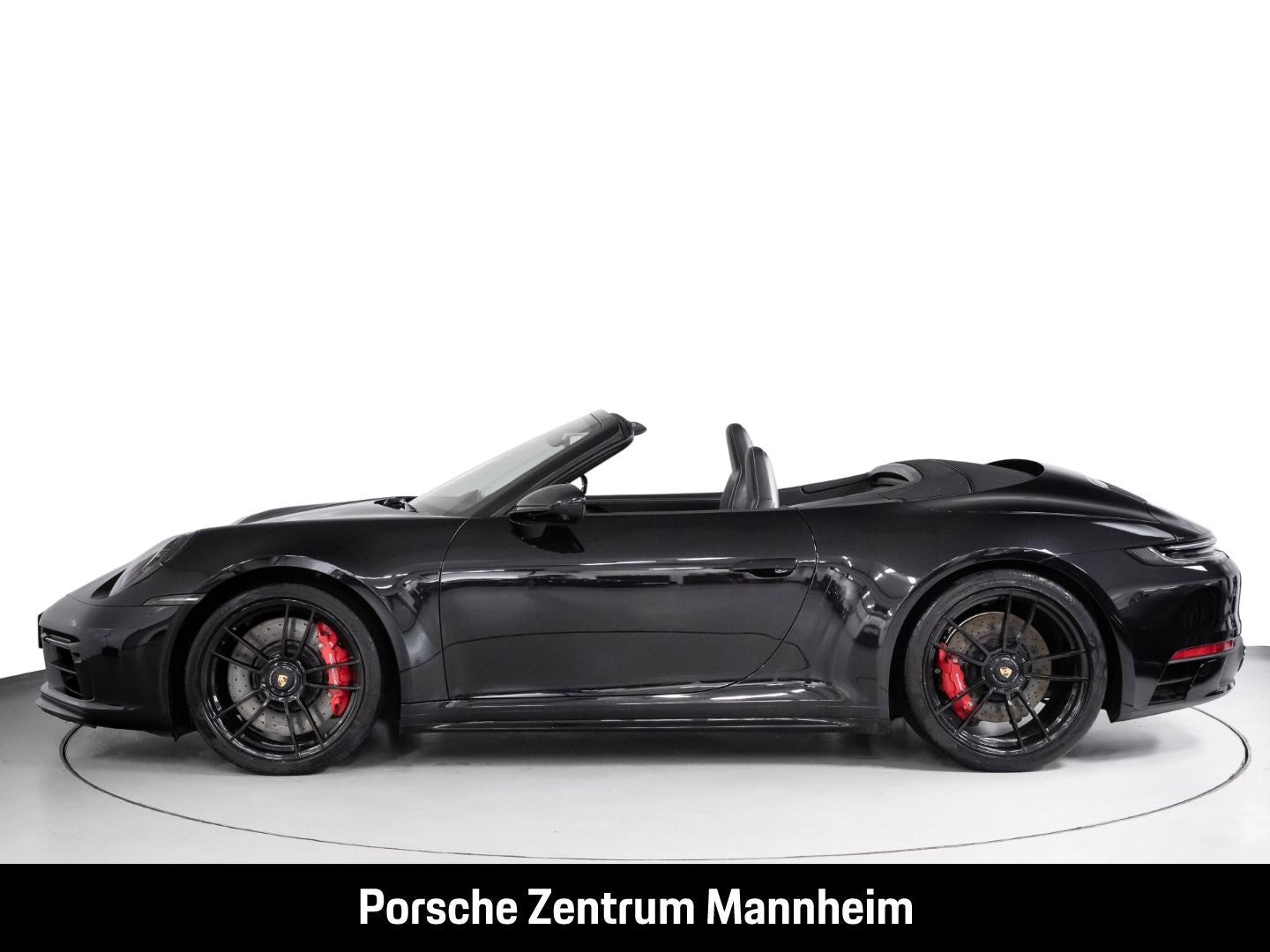Porsche 992 911 4 GTS Cab. InnoDrive Matrix BOSE Carbon