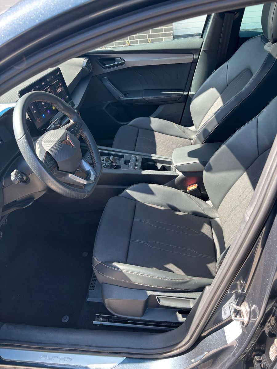 Cupra Leon Sportstourer - Samsaru's Car Outlet