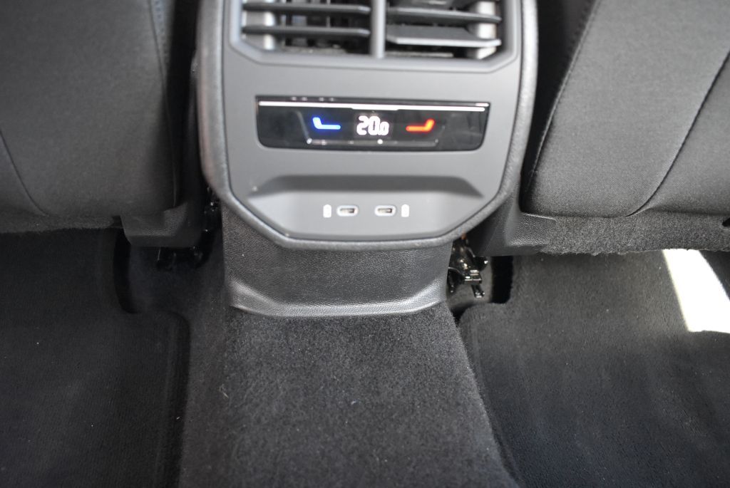 Seat Leon Sportstourer 2.0 TDI Style DSG-Autom. m. Ti