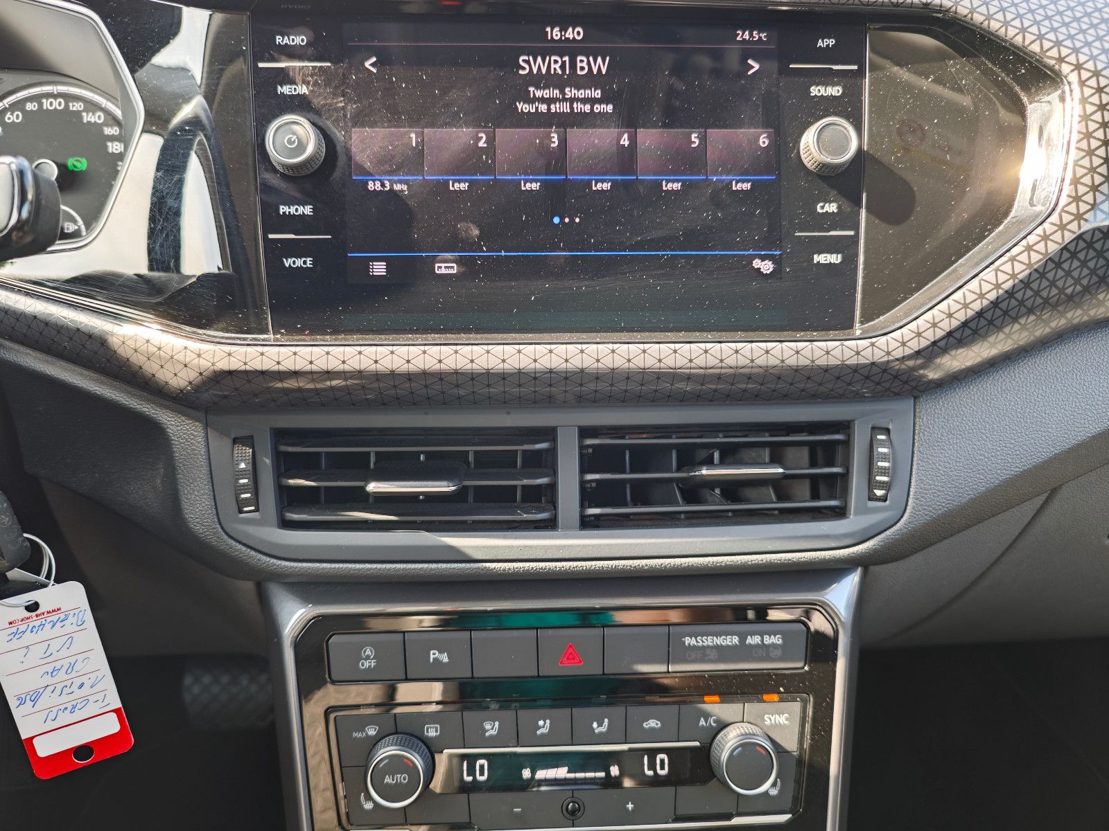 Volkswagen T-Cross Highline - Samsaru's Car Outlet
