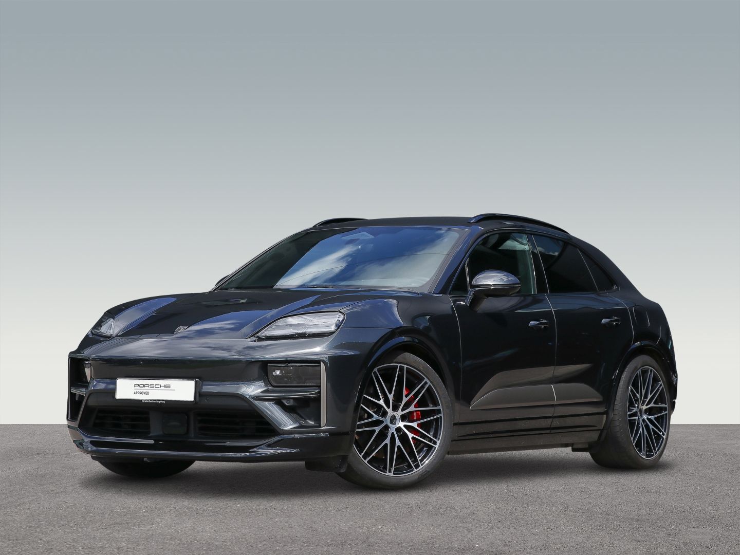 Porsche Macan Turbo Burmester InnoDrive HA-Lenkung