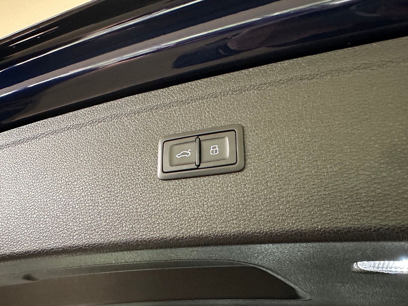 Audi Q5 50 TDI quattro S line - Samsaru's Car Outlet