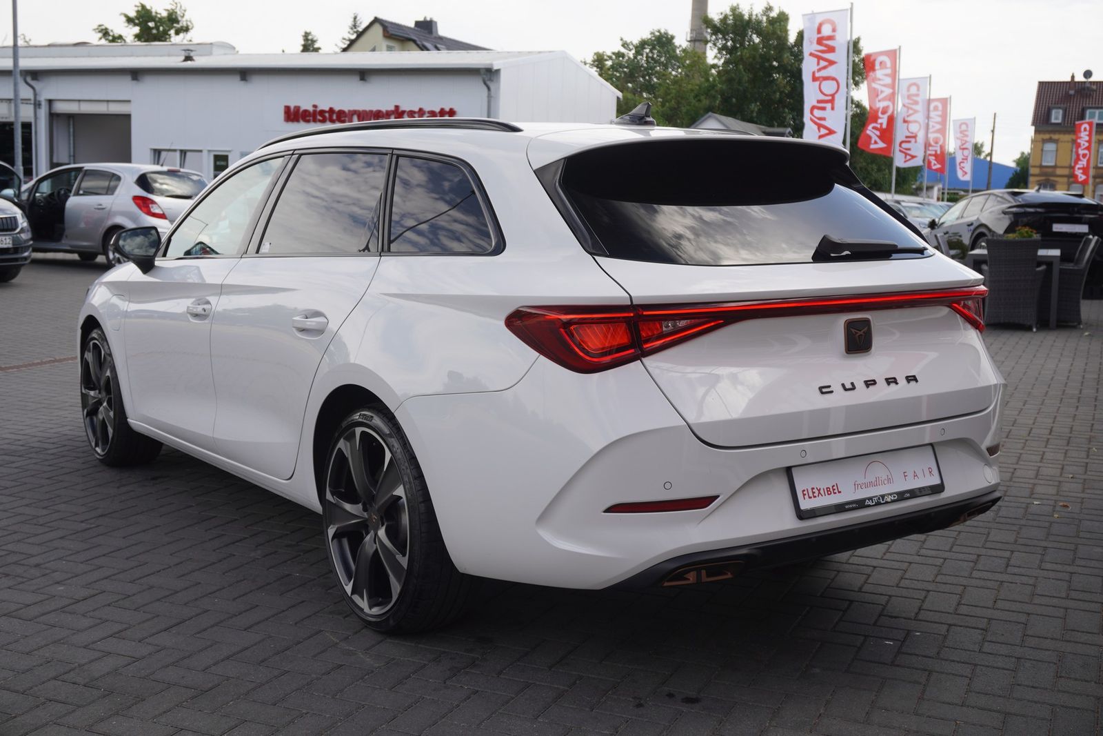Cupra Leon ST 1.4 e-Hybrid - Samsaru's Car Outlet