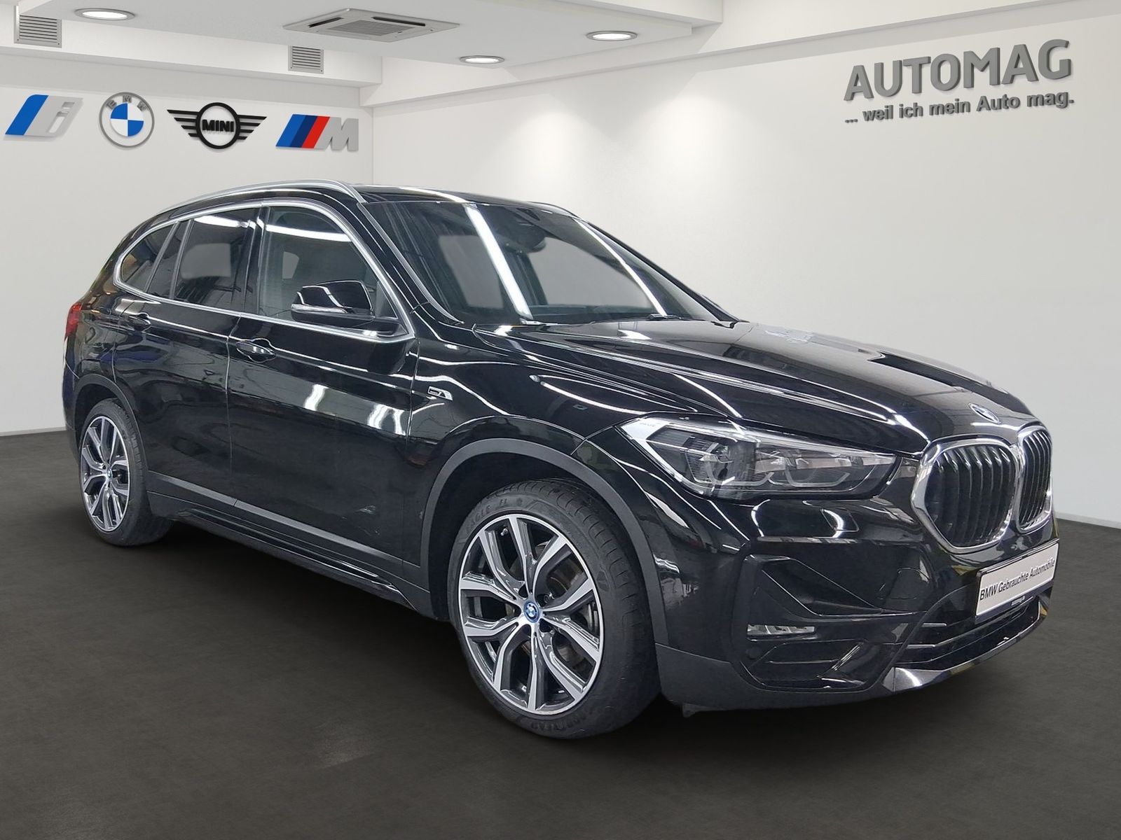 BMW X1 xDrive25e SportLine - Samsaru's Car Outlet