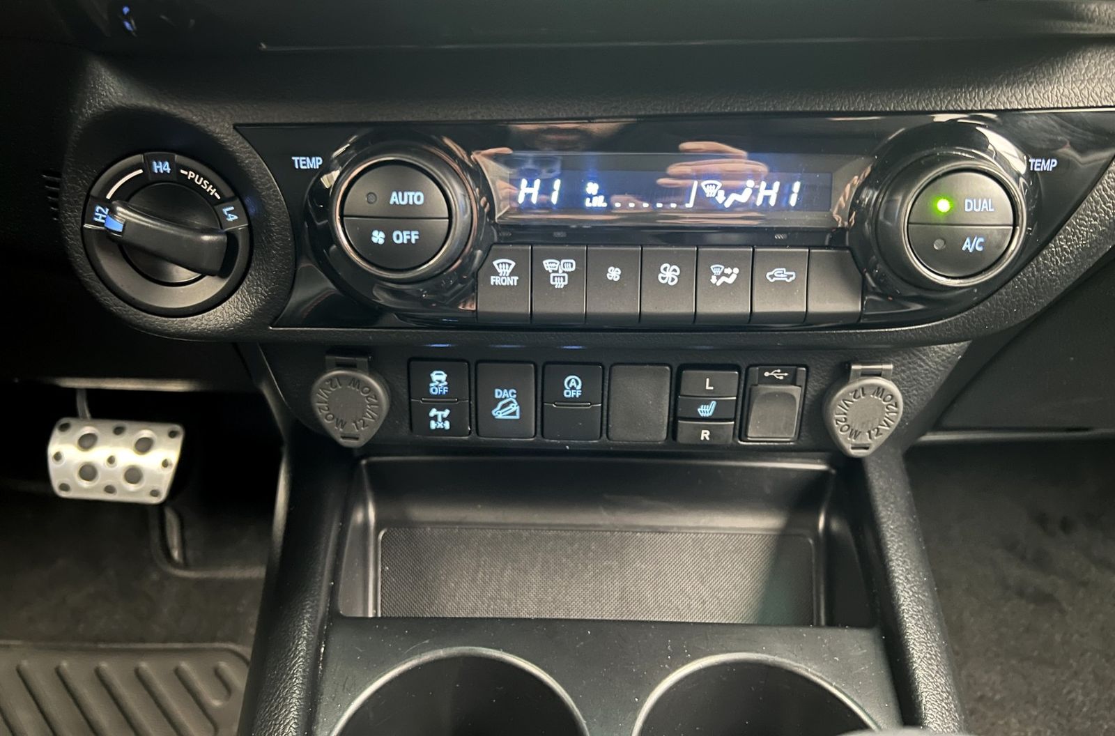 Toyota Hilux 2.8 D4-D GR Sport °Rollo°AHK°Garantie°